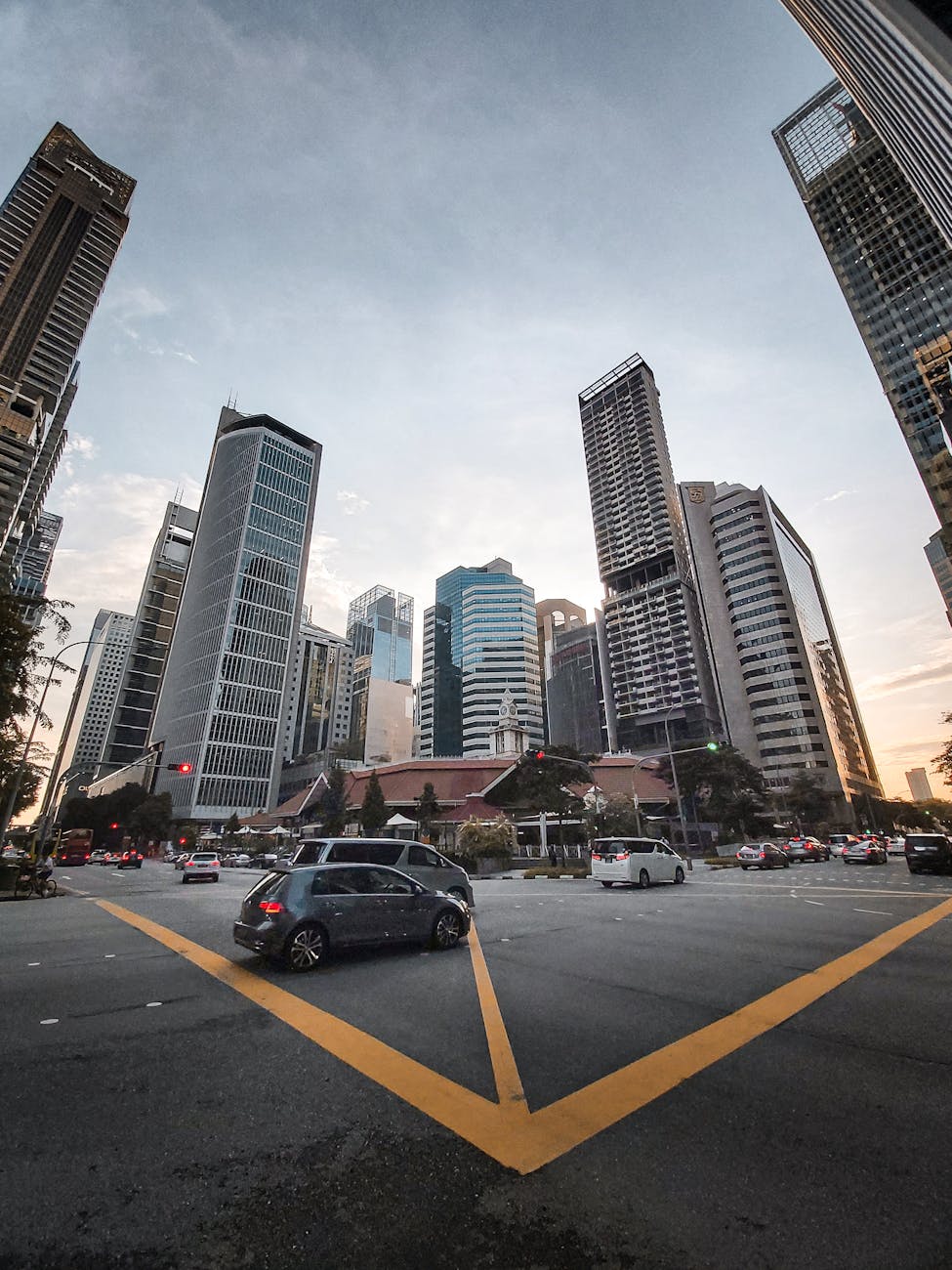 Singapore Economy Gains Momentum With Strong Tech Demand