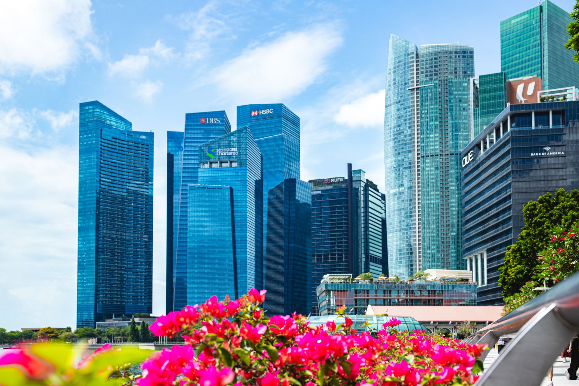 UOB Sells Asset Management Unit to Allianz for S$555 Million