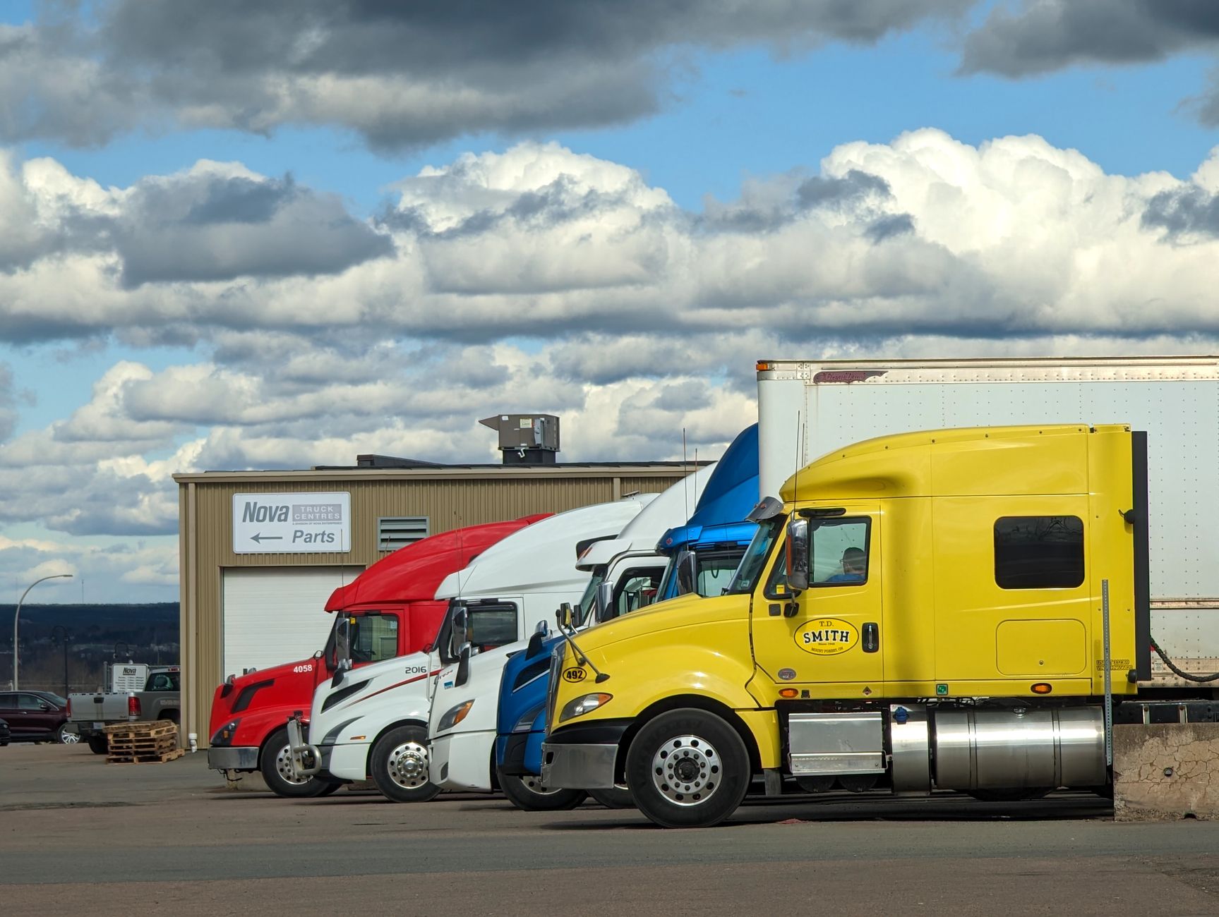 Singapore Fleets Turn to AI to Optimise Transport Operations